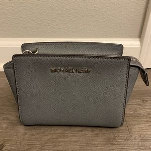 Michael Kors Saffiano Leather crossbody purse